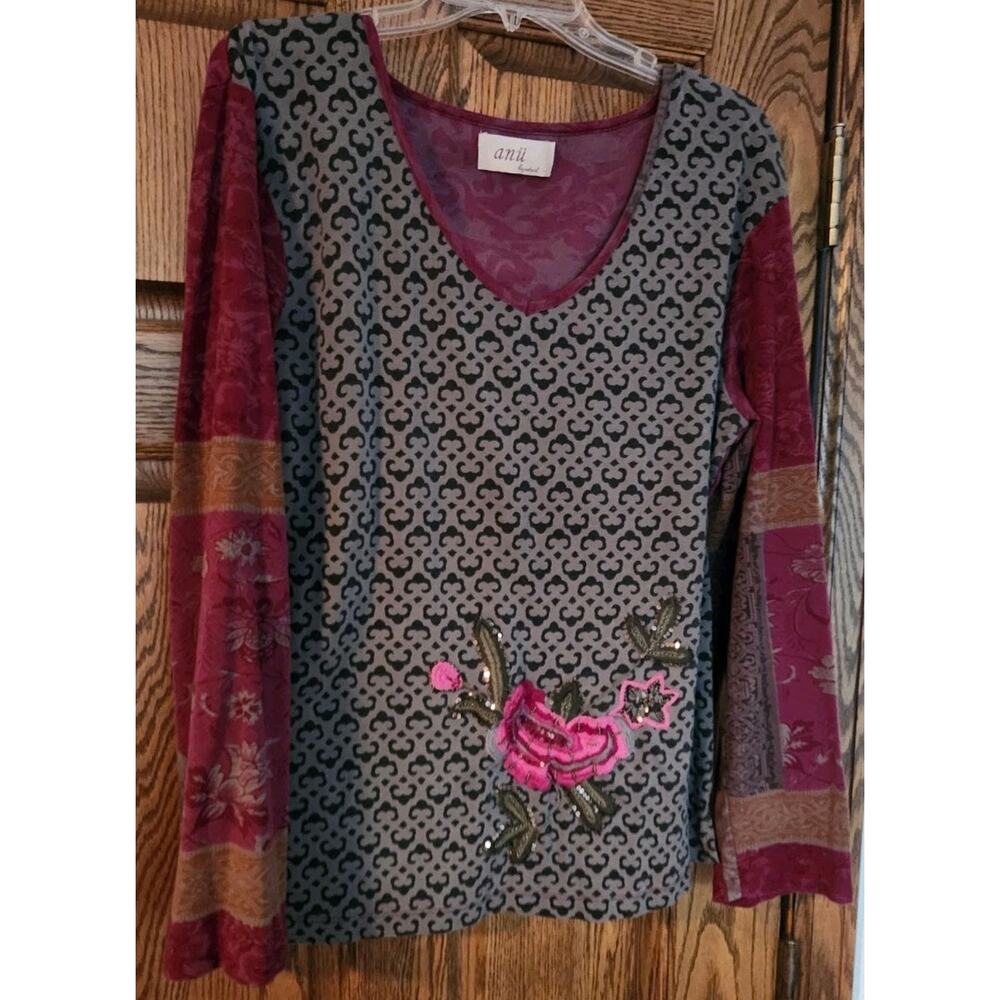 Ani Women's Floral Embroidered Blouse - Red and Gray
